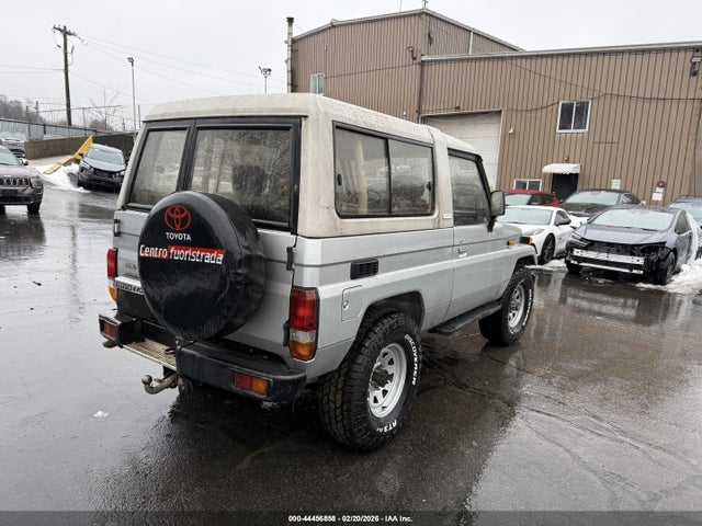 1989 Toyota Land Cruiser მანქანა იყიდება აუქციონზე, vin: TW0V0BJ7309502733, აუქციონის ნომერი: 44456858