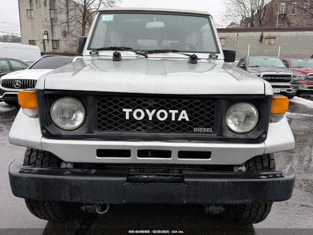 1989 Toyota Land Cruiser მანქანა იყიდება აუქციონზე, vin: TW0V0BJ7309502733, აუქციონის ნომერი: 44456858