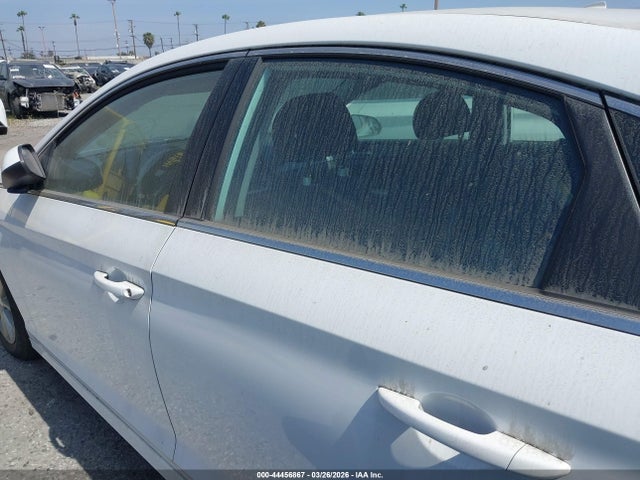 5NPE24AF9KH777289 Hyundai SONATA SE