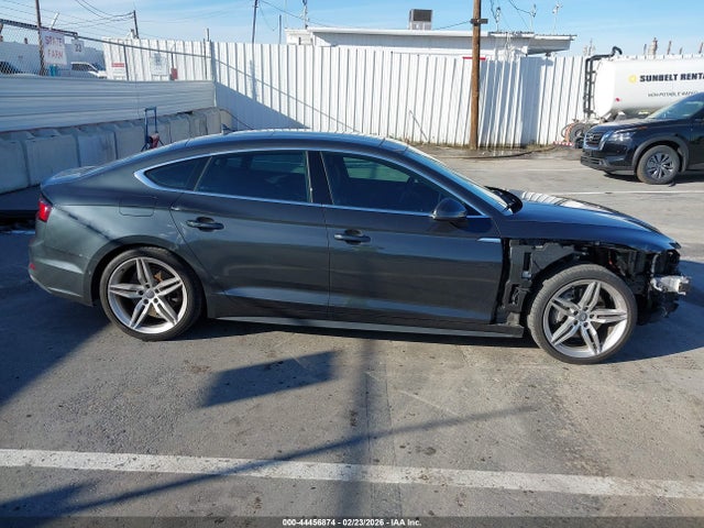 Продаж на аукціоні авто 2019 Audi A5 45 Premium, vin: WAUFNCF54KA016647, номер лоту: 44456874