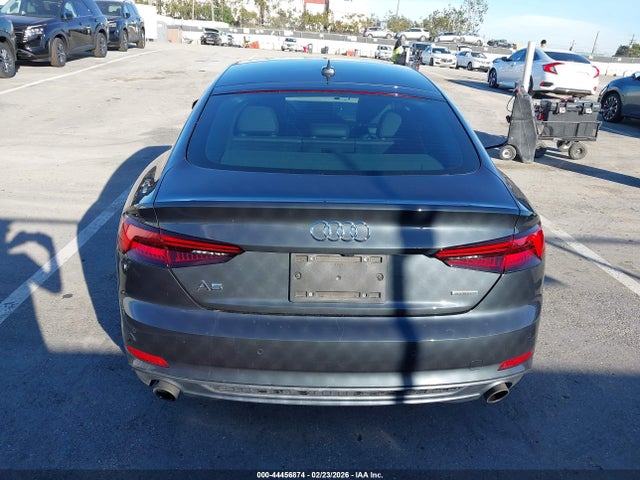 Продаж на аукціоні авто 2019 Audi A5 45 Premium, vin: WAUFNCF54KA016647, номер лоту: 44456874