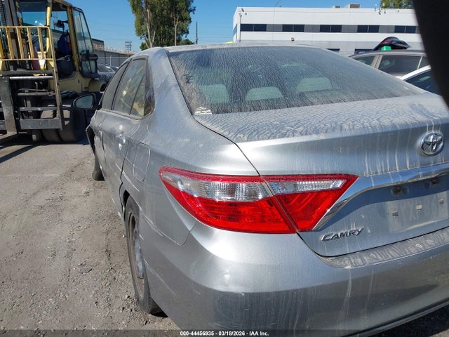 Toyota CAMRY LE 2017 4T1BF1FKXHU422895 Image 3