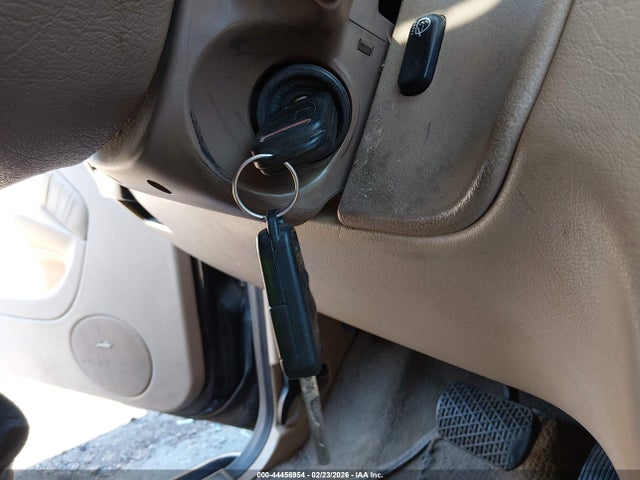 44456954 :رقم المزاد ، 4JGAB75E42A318823 vin ، 2002 Mercedes-benz Ml 500 مزاد بيع