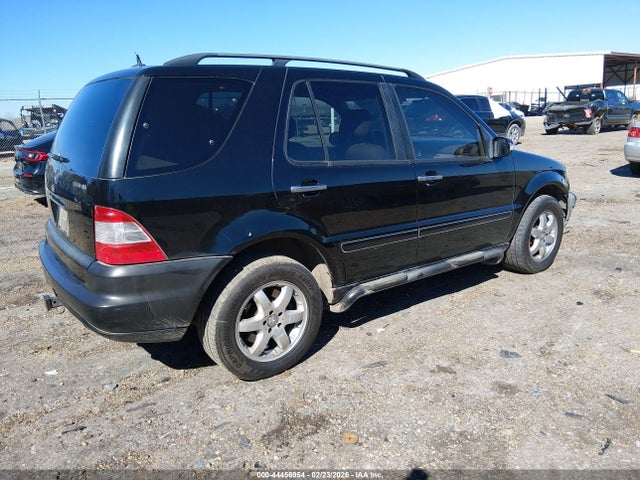 44456954 :رقم المزاد ، 4JGAB75E42A318823 vin ، 2002 Mercedes-benz Ml 500 مزاد بيع