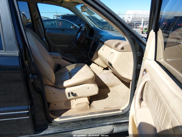 44456954 :رقم المزاد ، 4JGAB75E42A318823 vin ، 2002 Mercedes-benz Ml 500 مزاد بيع