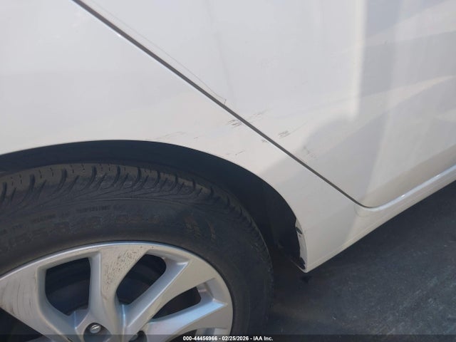 3N1AB7AP8KY424413 Nissan SENTRA SV