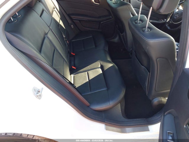 2014 Mercedes-benz E 350 მანქანა იყიდება აუქციონზე, vin: WDDHF5KB0EA854958, აუქციონის ნომერი: 44456984