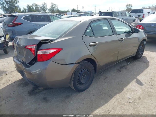Toyota COROLLA LE 2018 2T1BURHE0JC068341 Image 4