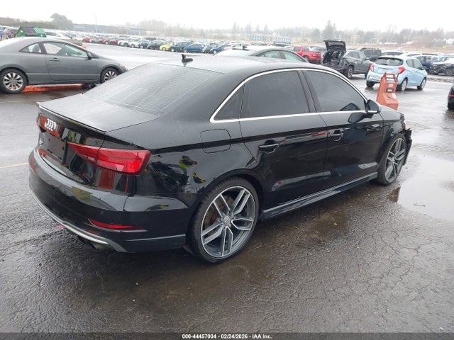 44457004 :رقم المزاد ، WAUB1GFF0H1014641 vin ، 2017 Audi S3 2.0t Premium Plus مزاد بيع