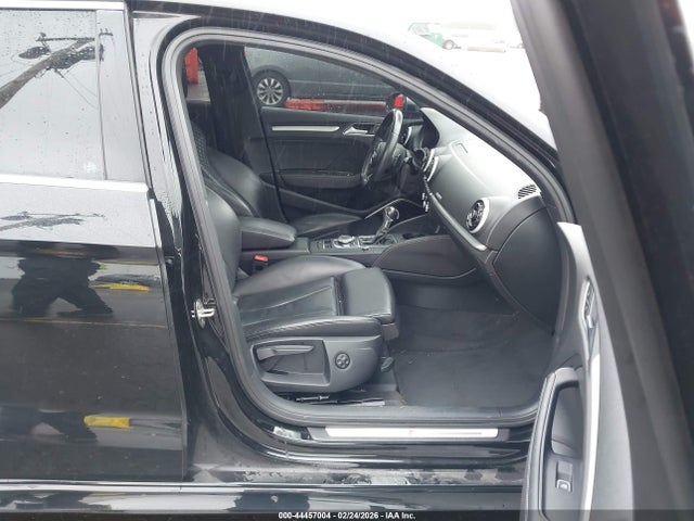 44457004 :رقم المزاد ، WAUB1GFF0H1014641 vin ، 2017 Audi S3 2.0t Premium Plus مزاد بيع