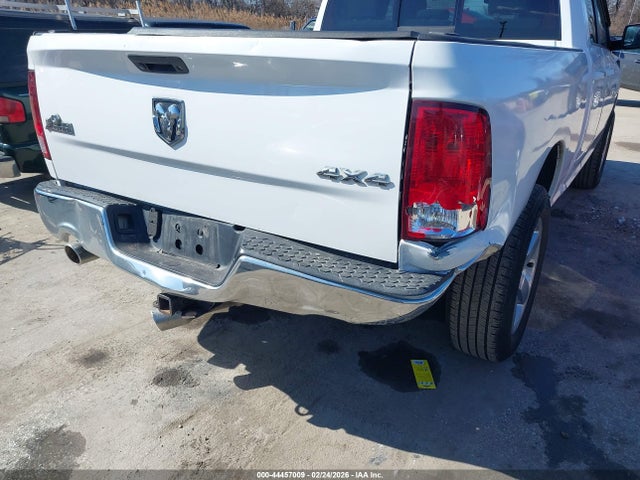 2015 Ram 1500 Big Horn მანქანა იყიდება აუქციონზე, vin: 1C6RR7GTXFS645393, აუქციონის ნომერი: 44457009
