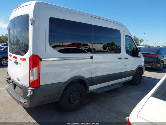 Ford Transit-150 Xlt 2015 1FDZK1CM4FKB31706 Image 4