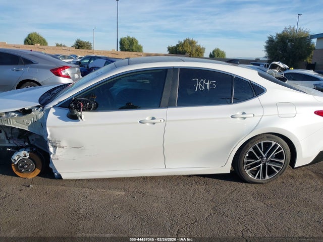 Toyota CAMRY XLE 2026 4T1DAACK0TU666351 Image 15