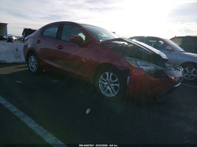 44457047 :رقم المزاد ، 3MYDLBYVXJY325591 vin ، 2018 Toyota Yaris Ia مزاد بيع