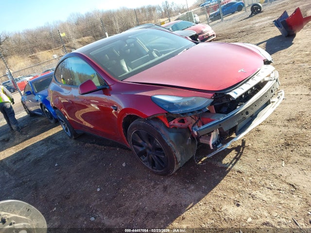 2024 TESLA MODEL Y 7SAYGDEE8RF155861 Photo 0