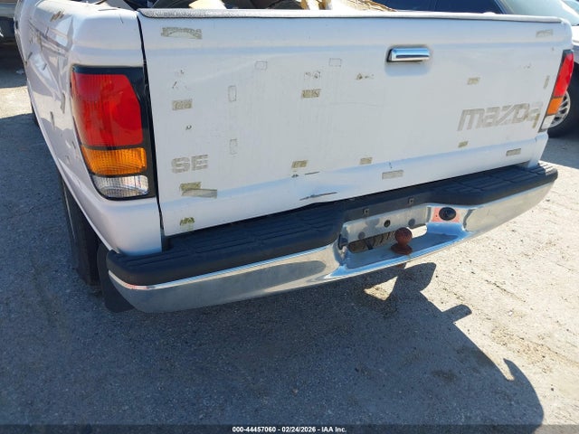 Продажа на аукционе авто 1998 Mazda B2500 Se/sx, vin: 4F4YR12C6WTM44553, номер лота: 44457060