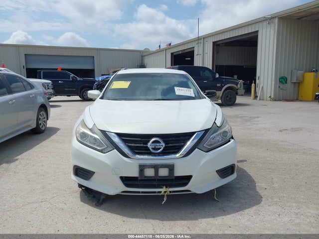 1N4AL3AP4JC268256 Nissan Altima 2.5 S