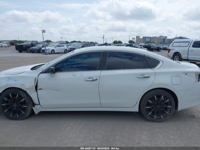 1N4AL3AP4JC268256 Nissan Altima 2.5 S