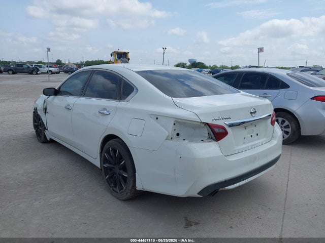 1N4AL3AP4JC268256 Nissan Altima 2.5 S