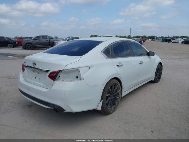 1N4AL3AP4JC268256 Nissan Altima 2.5 S
