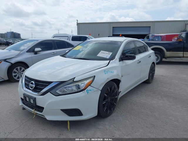 1N4AL3AP4JC268256 Nissan Altima 2.5 S