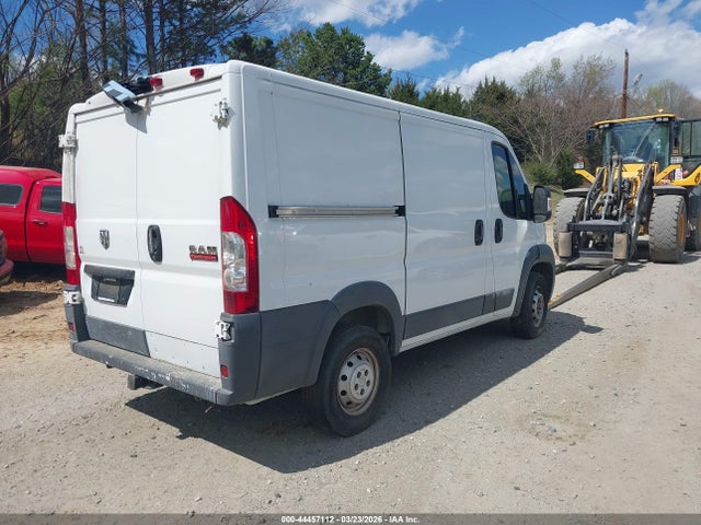 2015 Ram Promaster 1500 Low Roof მანქანა იყიდება აუქციონზე, vin: 3C6TRVNG3FE517693, აუქციონის ნომერი: 44457112
