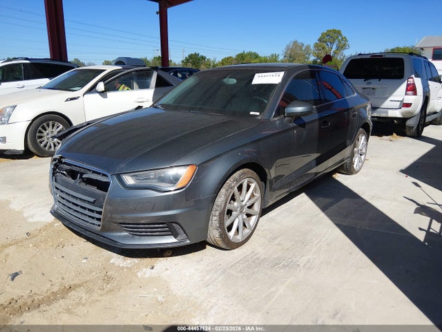 2015 AUDI A3 WAUACGFF5F1001807 Photo 1