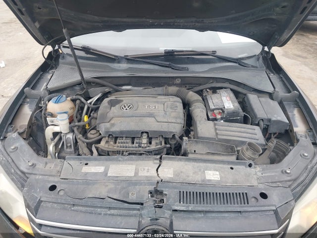 44457133 :رقم المزاد ، 1VWBS7A31EC062577 vin ، 2014 Volkswagen Passat 1.8t Se مزاد بيع