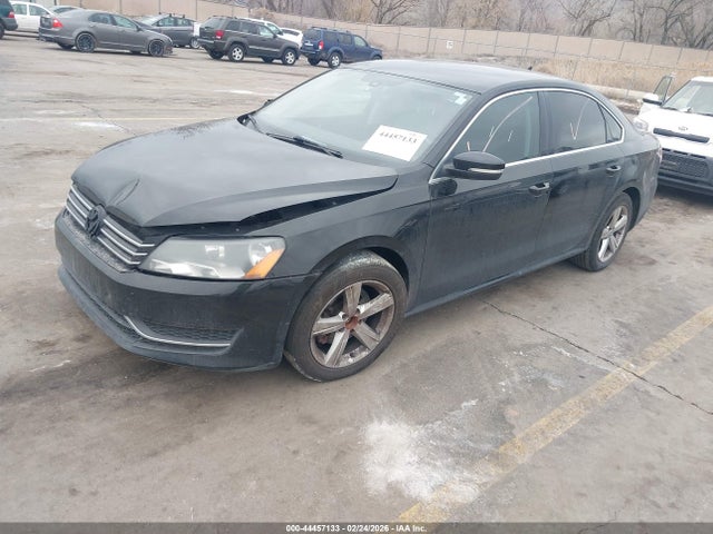 44457133 :رقم المزاد ، 1VWBS7A31EC062577 vin ، 2014 Volkswagen Passat 1.8t Se مزاد بيع