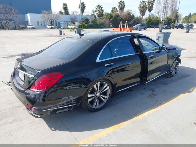 WDDUG8FBXFA139968 Mercedes-Benz S 550 4matic