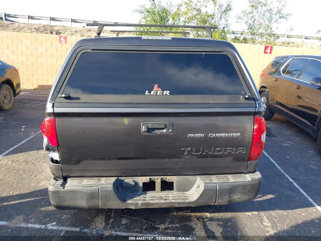 5TFNU5F11EX031098 Toyota Tundra Sr V6