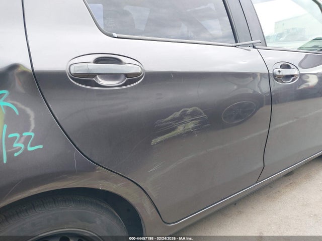 Toyota YARIS L 2015 VNKKTUD3XFA044657 Image 20