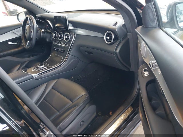 WDC0G4KB5KV169688 Mercedes-Benz Glc 300 4matic