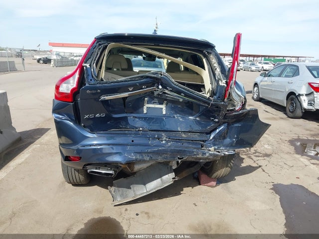 YV440MDK0F2754899 Volvo Xc60 T5 Premier