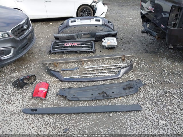 3GTU2VECXFG376883 GMC Sierra 1500 Slt