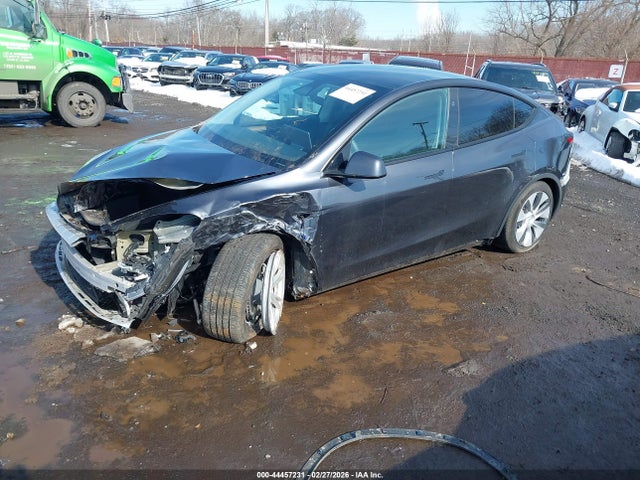 2024 TESLA MODEL Y 7SAYGDED6RF093187 Photo 1
