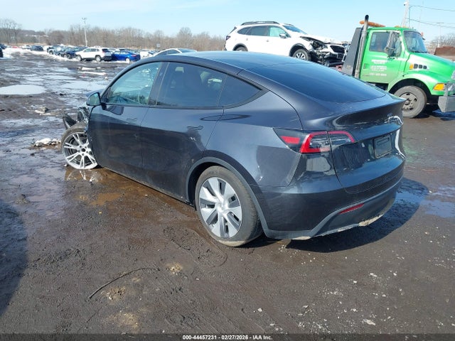 2024 TESLA MODEL Y 7SAYGDED6RF093187 Photo 2