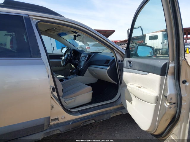 44457256 :رقم المزاد ، 4S4BRBCC7E3312494 vin ، 2014 Subaru Outback 2.5i Premium مزاد بيع