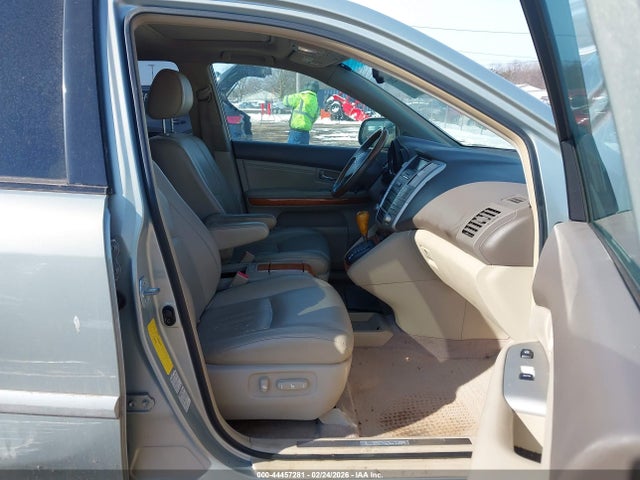 44457281 :رقم المزاد ، 2T2HA31U05C046133 vin ، 2005 Lexus Rx 330 مزاد بيع