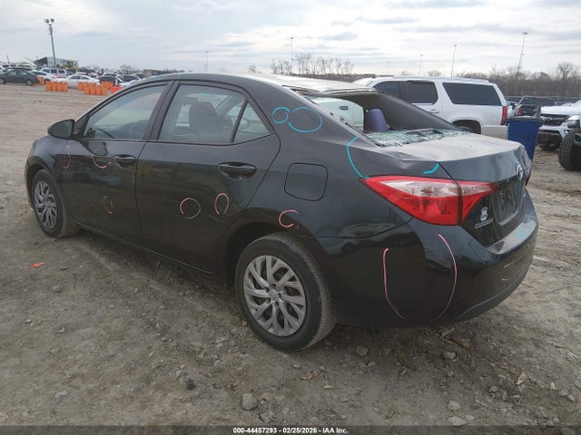 5YFBURHE3HP571274 Toyota COROLLA LE