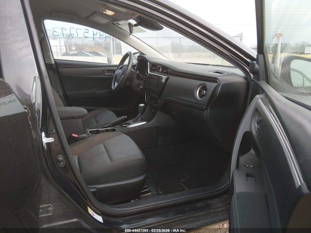 5YFBURHE3HP571274 Toyota COROLLA LE