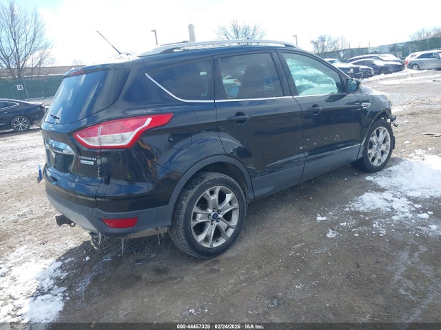 1FMCU0J99EUB69539 Ford Escape Titanium
