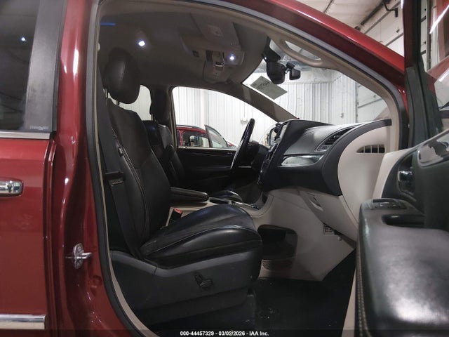 Продажа на аукционе авто 2014 Chrysler Town & Country Touring-l 30th Anniversary, vin: 2C4RC1CG7ER248739, номер лота: 44457329