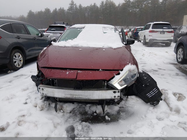 1N4AA6AP1JC365535 Nissan Maxima 3.5 S