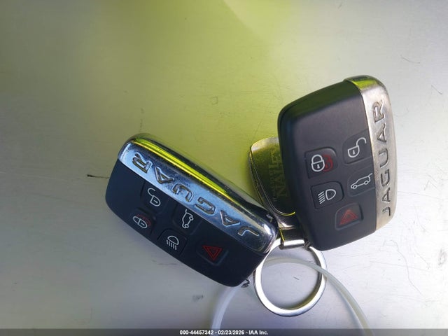 2014 JAGUAR XF SAJWA0ES6EPU21755 Photo 10