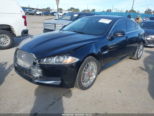 2014 JAGUAR XF SAJWA0ES6EPU21755 Photo 1