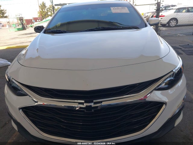 1G1ZG5ST4PF142407 Chevrolet Malibu Fwd Rs