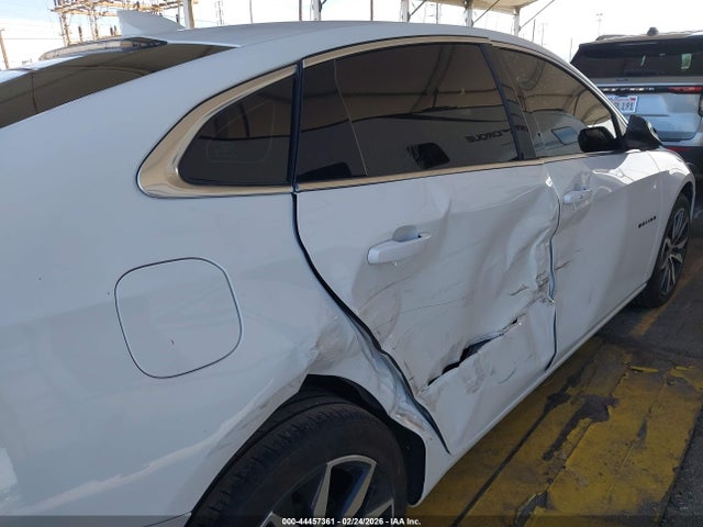 1G1ZG5ST4PF142407 Chevrolet Malibu Fwd Rs