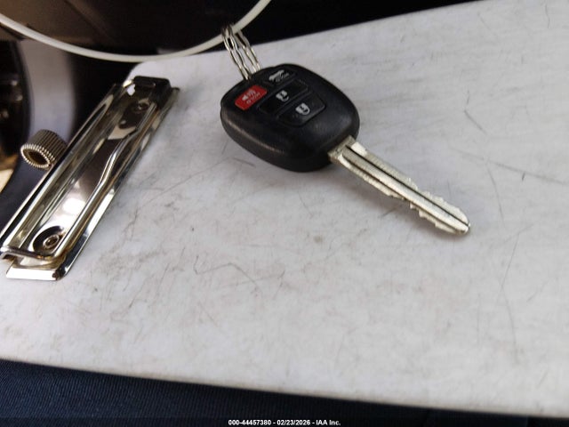 Toyota COROLLA LE 2014 2T1BURHE1EC145658 Image 11