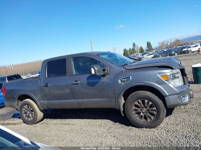 1N6AA1E50HN510579 Nissan Titan Pro-4x
